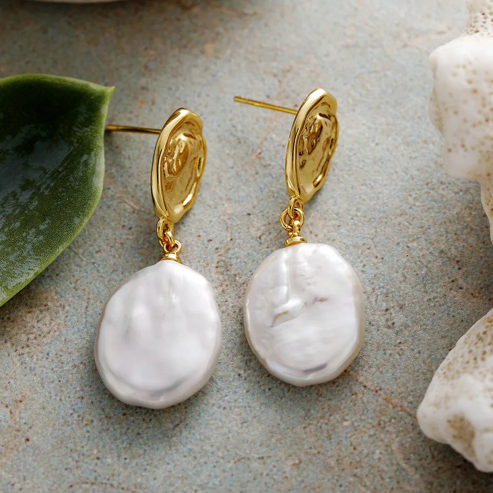 Natural Freshwater Pearls Dolce Vita Style Earrings