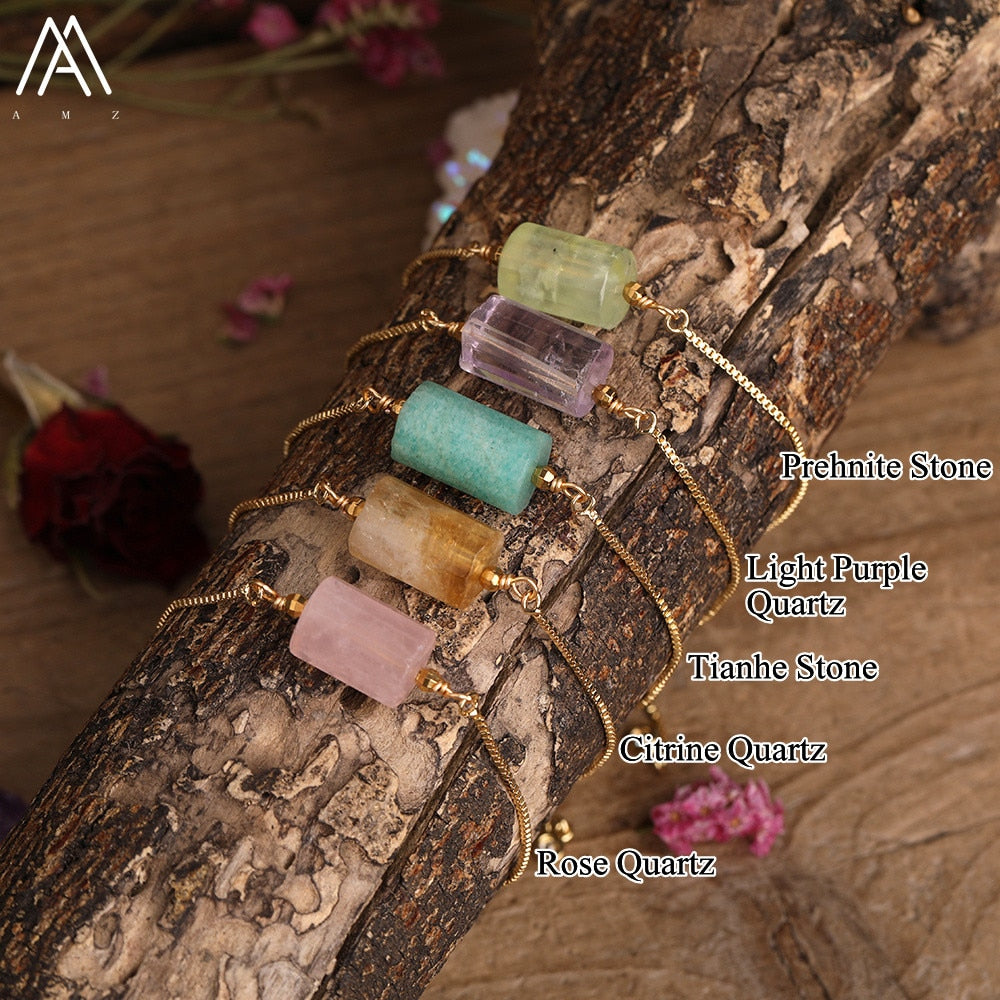 Elegant Golden Chain Bracelet with Single Strawberry Quartz Bead