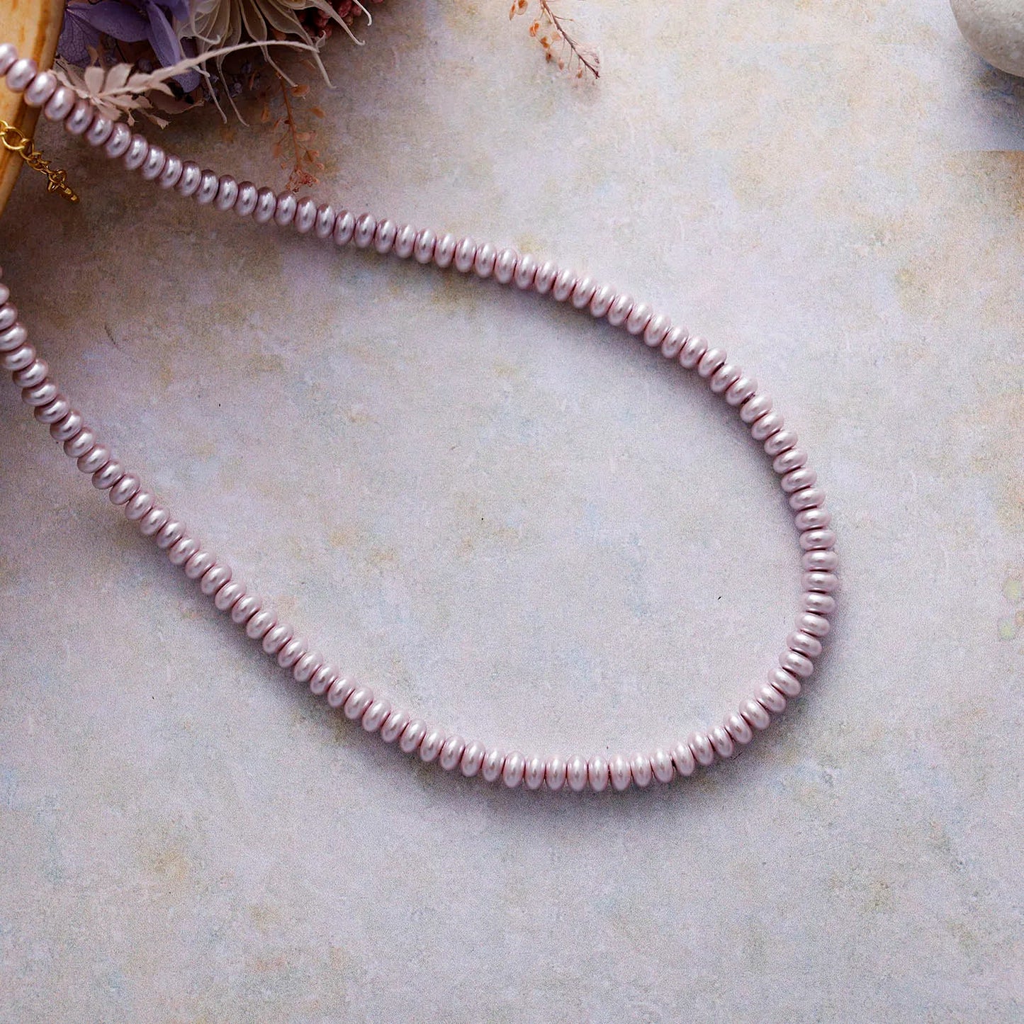 Natural Shell Pearls Choker Necklace