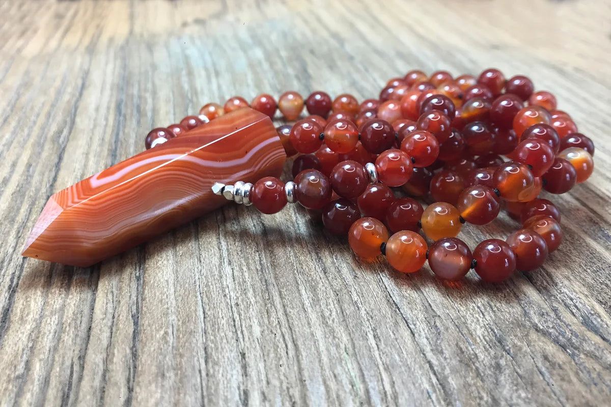 Natural Red Agate 108 Beads Point Pendant Mala