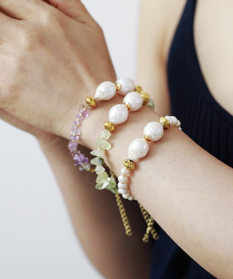 Natural Amethysts & Freshwater Pearls Classy Bracelet