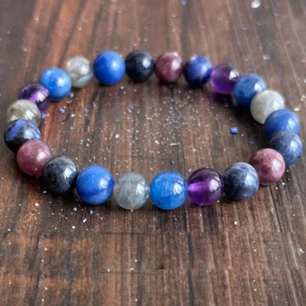 Natural Kyanite, Labradorite, Amethyst & Quartz Beaded Bracelet