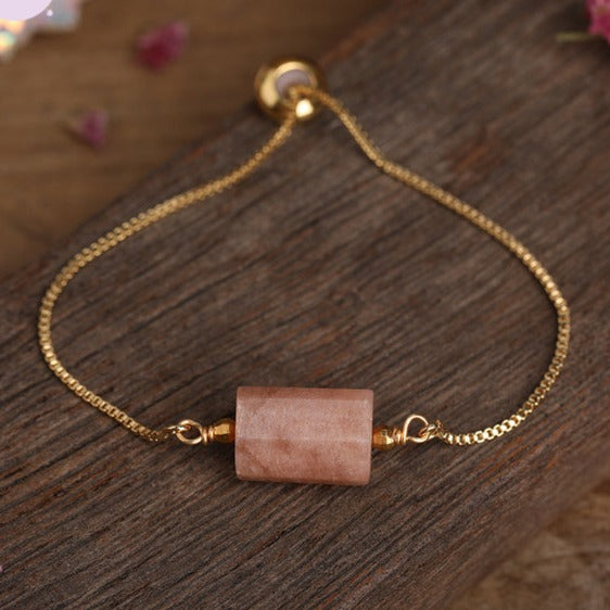 Elegant Golden Chain Bracelet with Single Sunstone Bead