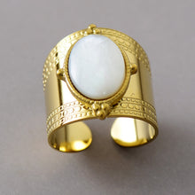 Load image into Gallery viewer, Natural Shell Stone Gold Plated Ring
