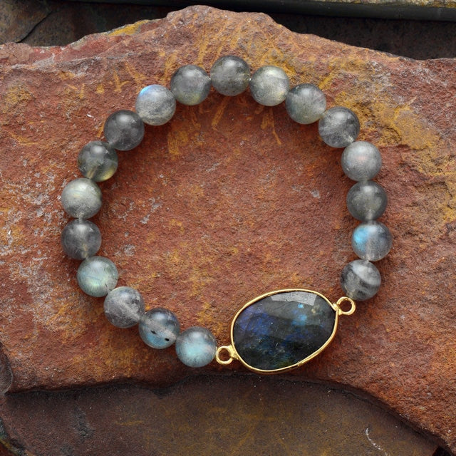 Boho Labradorite Beaded Bracelet with Natural Stone Charm